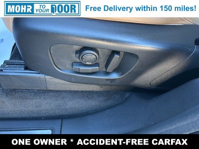 Used 2022 Land Rover Discovery S image 11