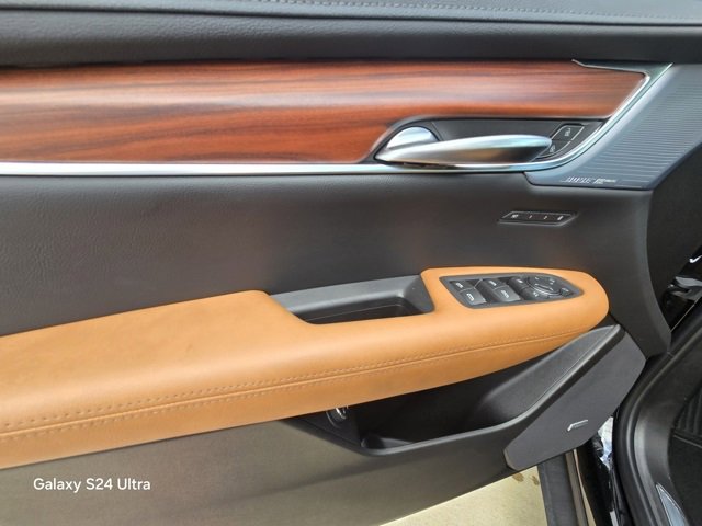 New 2025 Cadillac XT5 Premium Luxury image 13