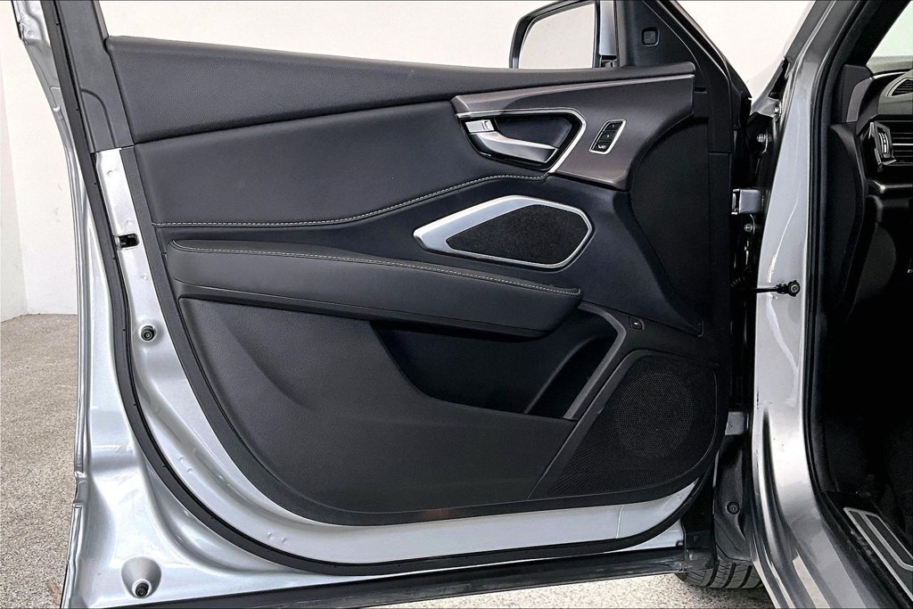 Certified 2025 Acura RDX SH-AWD image 22