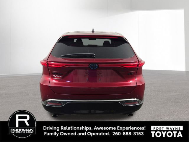 Used 2023 Toyota Venza Nightshade AWD/4WD image 8