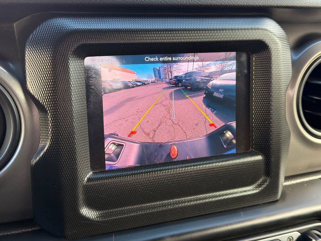 Used 2021 Jeep Gladiator Sport image 27