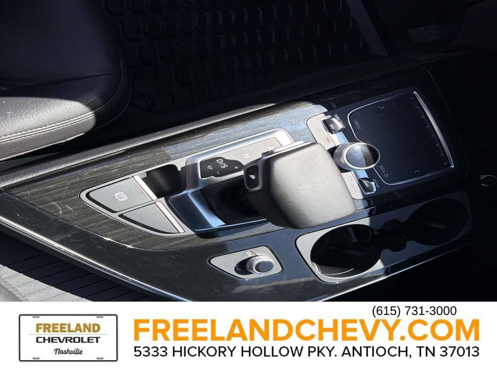 Used 2017 Audi Q7 3.0T Premium Plus AWD/4WD image 34