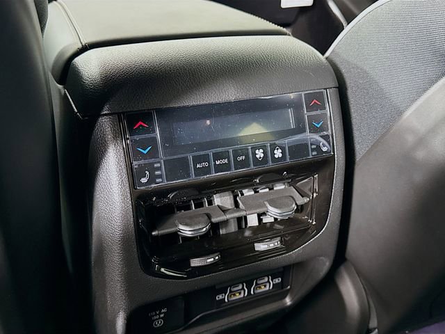 New 2025 Jeep Grand Cherokee L Summit w/ Obsidian Package image 26