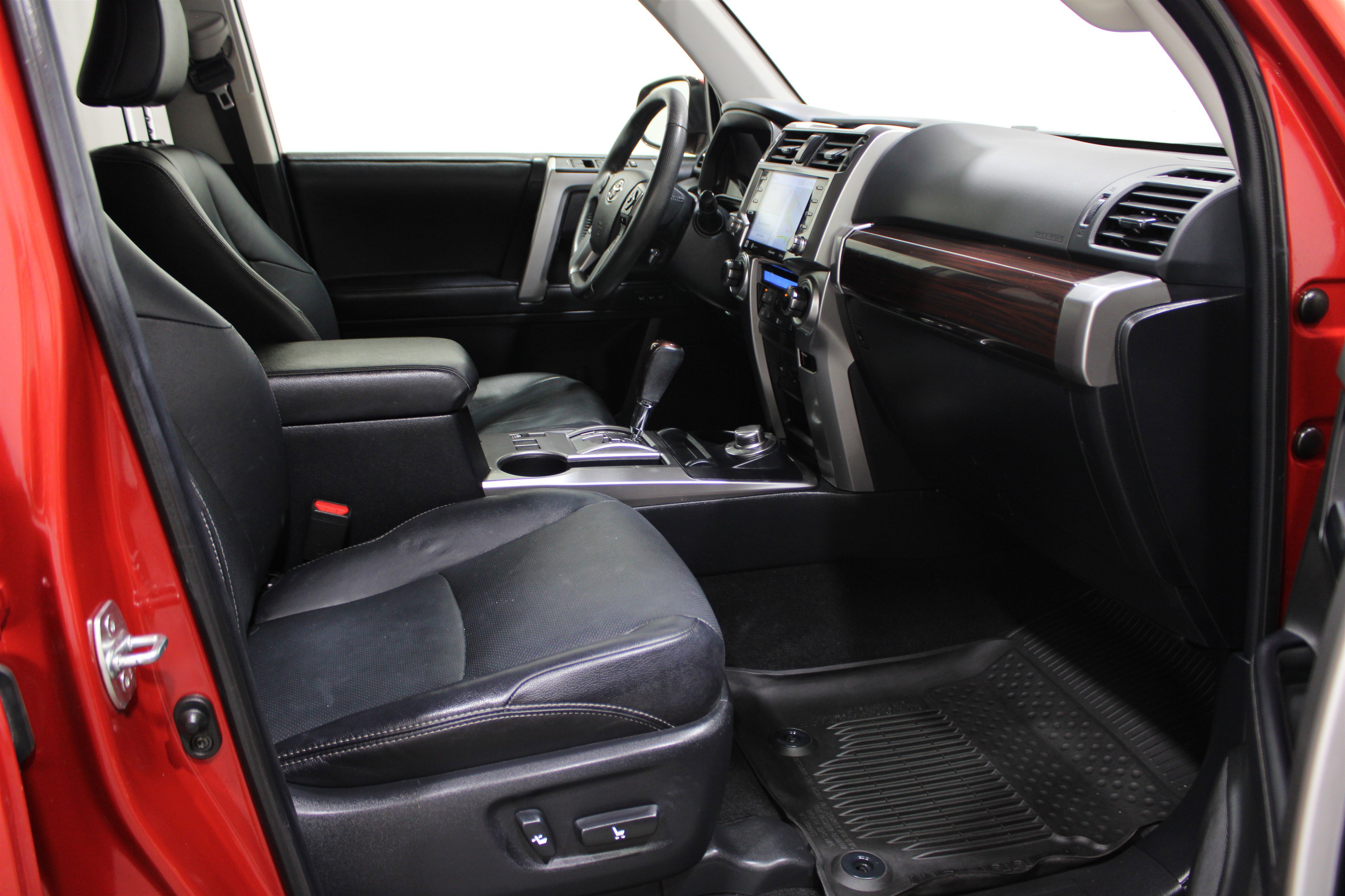 Used 2022 Toyota 4Runner Limited image 21