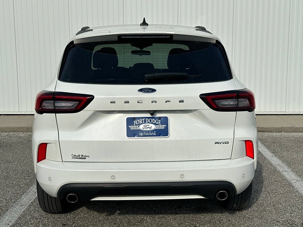 Used 2024 Ford Escape ST-Line w/ Tech Pack #1 AWD/4WD image 6
