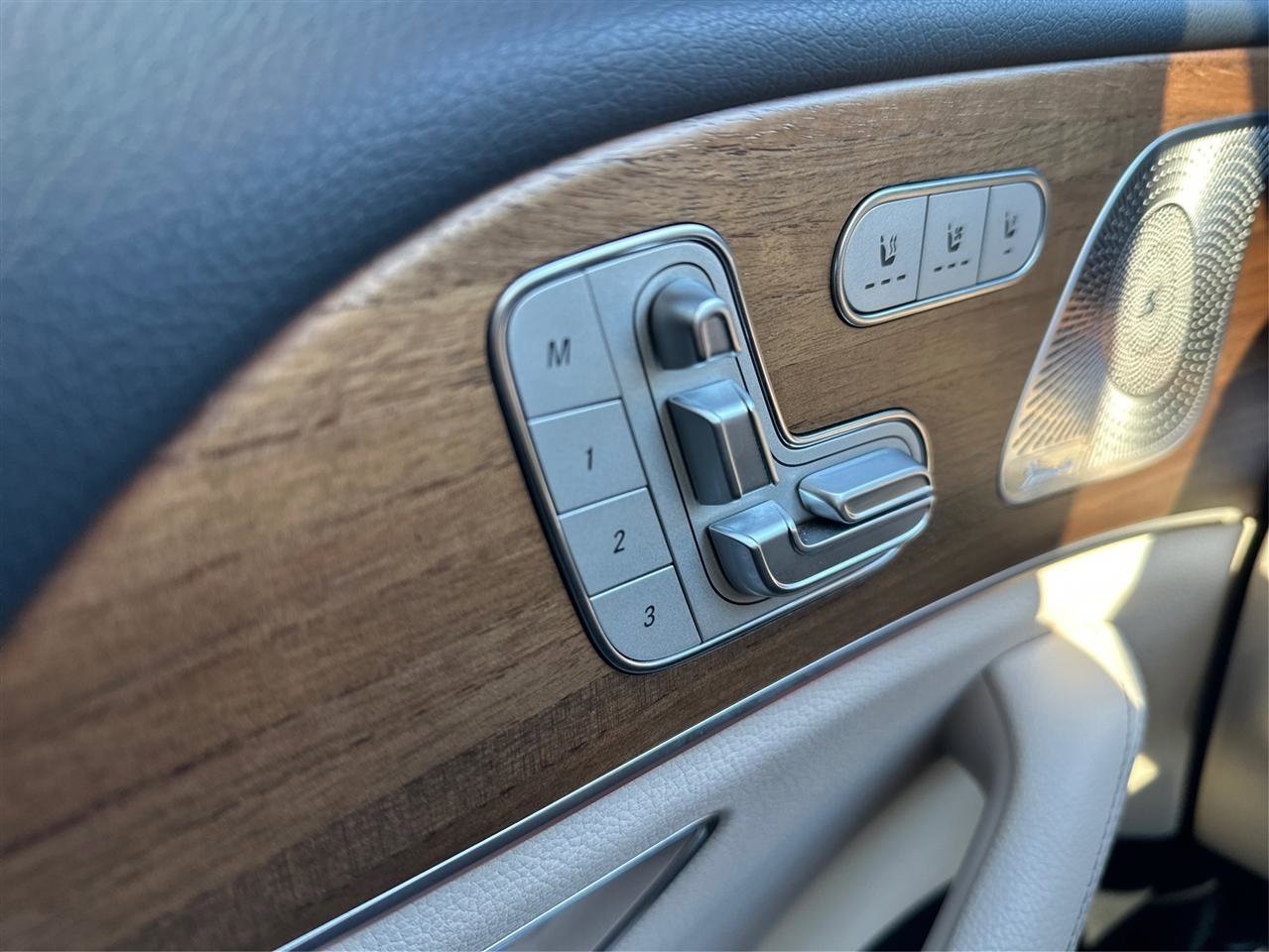 Used 2023 Mercedes-Benz GLS 450 4MATIC w/ AMG Line Exterior image 20