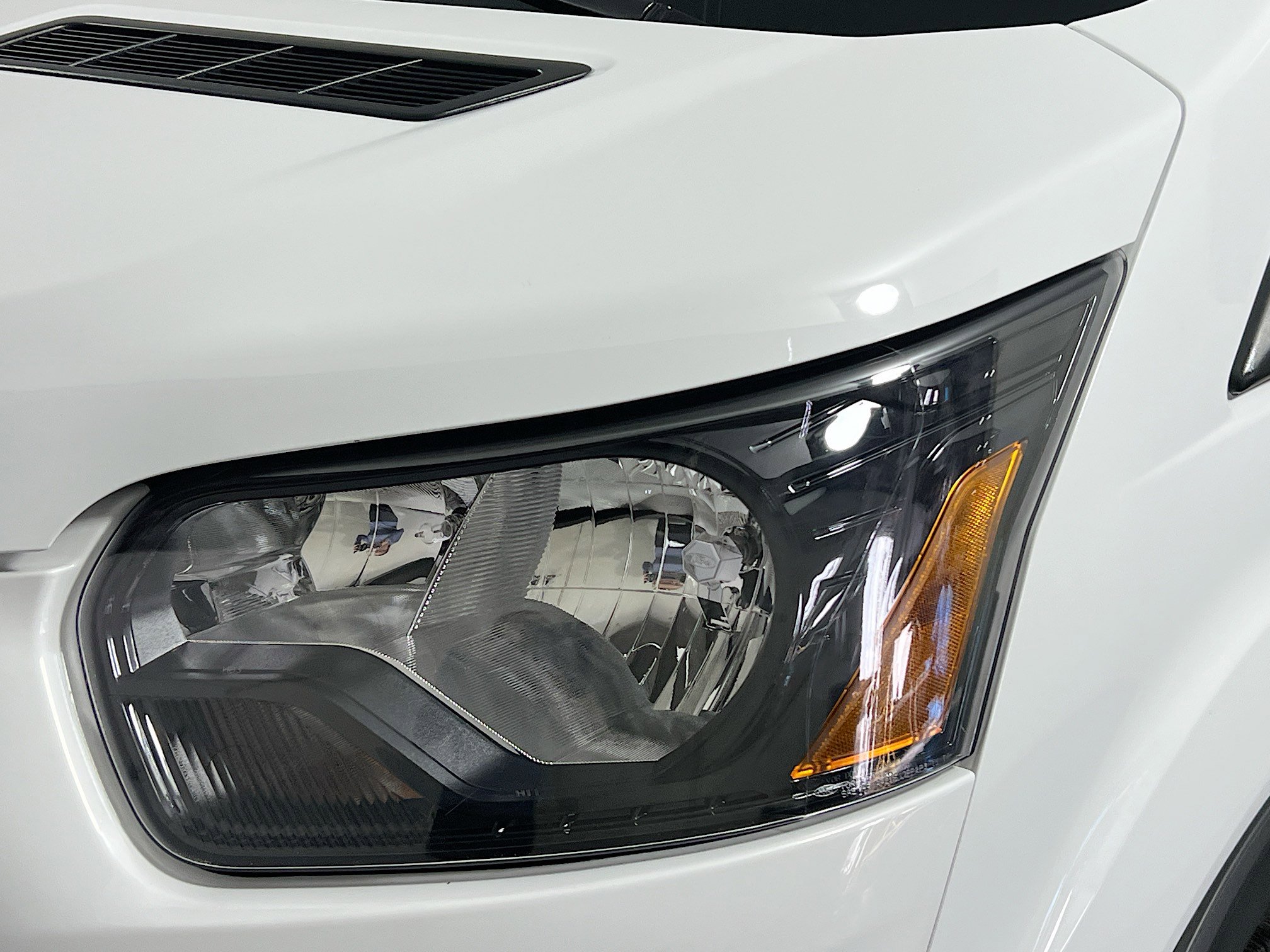 Used 2024 Ford Transit 250 Low Roof w/ Exterior Upgrade Package image 11