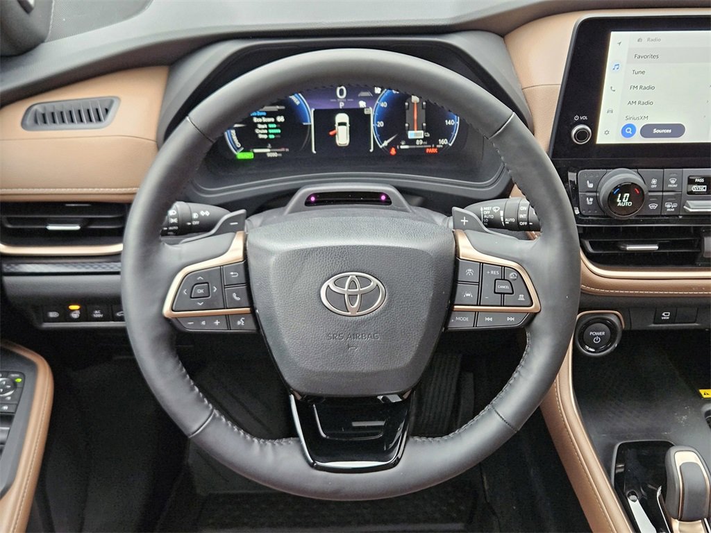 Used 2025 Toyota Grand Highlander AWD Hybrid image 34