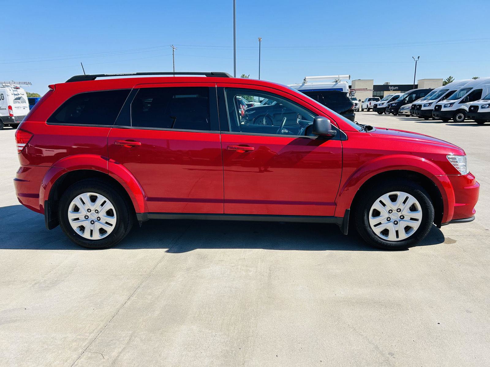 Used 2018 Dodge Journey SE w/ Connectivity Group FWD image 35