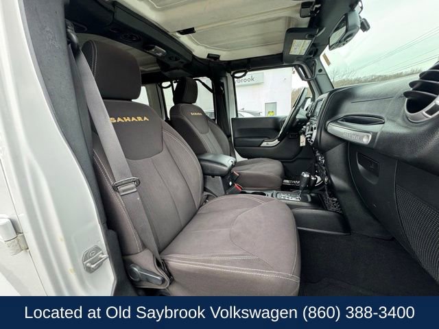 Used 2015 Jeep Wrangler Unlimited Sahara w/ Connectivity Group image 22