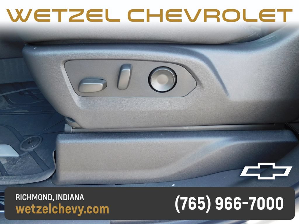 New 2026 Chevrolet Silverado 1500 ZR2 w/ Dark Appearance Package AWD/4WD image 19