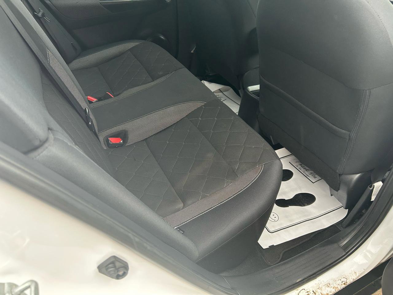 Used 2020 Nissan Kicks S FWD image 11