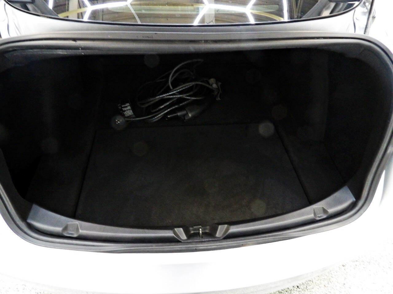 Used 2018 Tesla Model 3 Long Range image 13