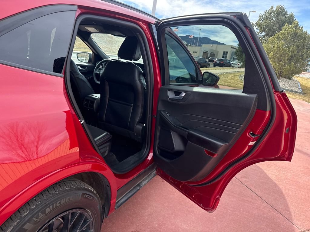 Certified 2024 Ford Escape ST-Line w/ Tech Pack #1 FWD image 23