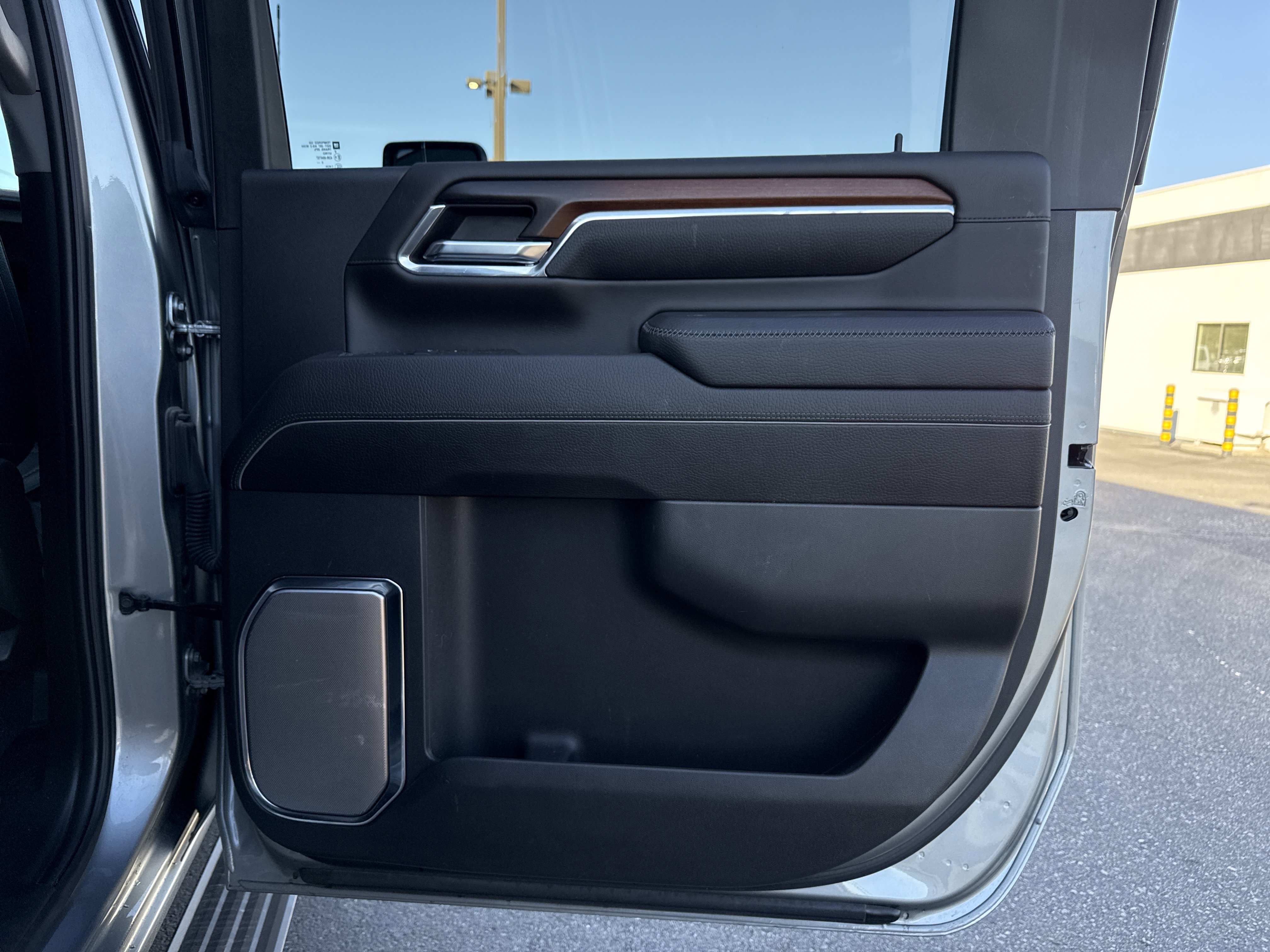 Used 2024 GMC Sierra 3500 Denali w/ Denali Reserve Package image 48