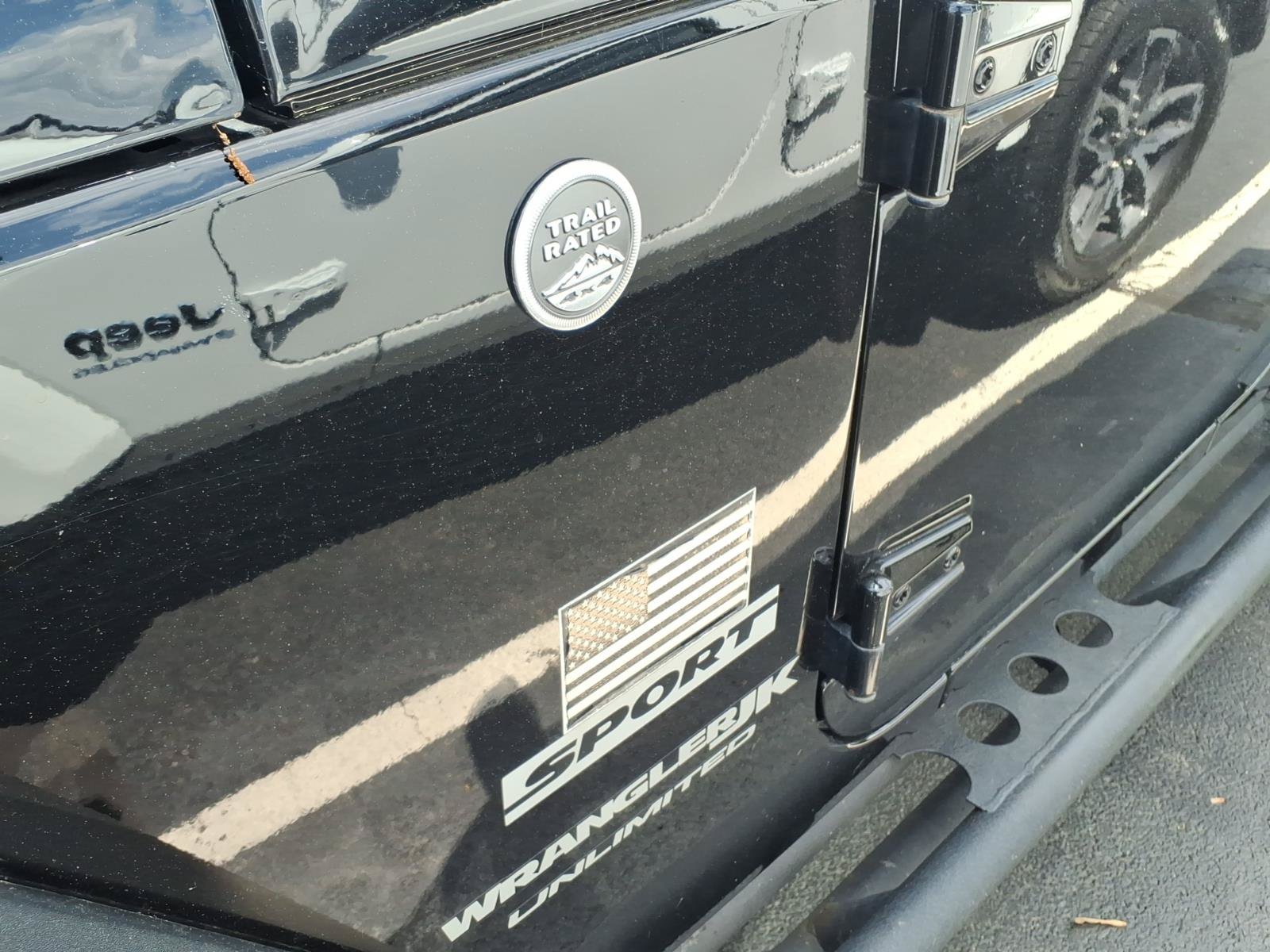 Certified 2018 Jeep Wrangler Unlimited Sport S AWD/4WD image 11