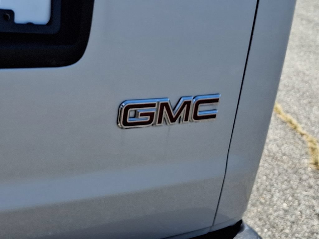 Used 2019 GMC Savana 2500 Extended w/ Enhanced Convenience Package RWD image 29