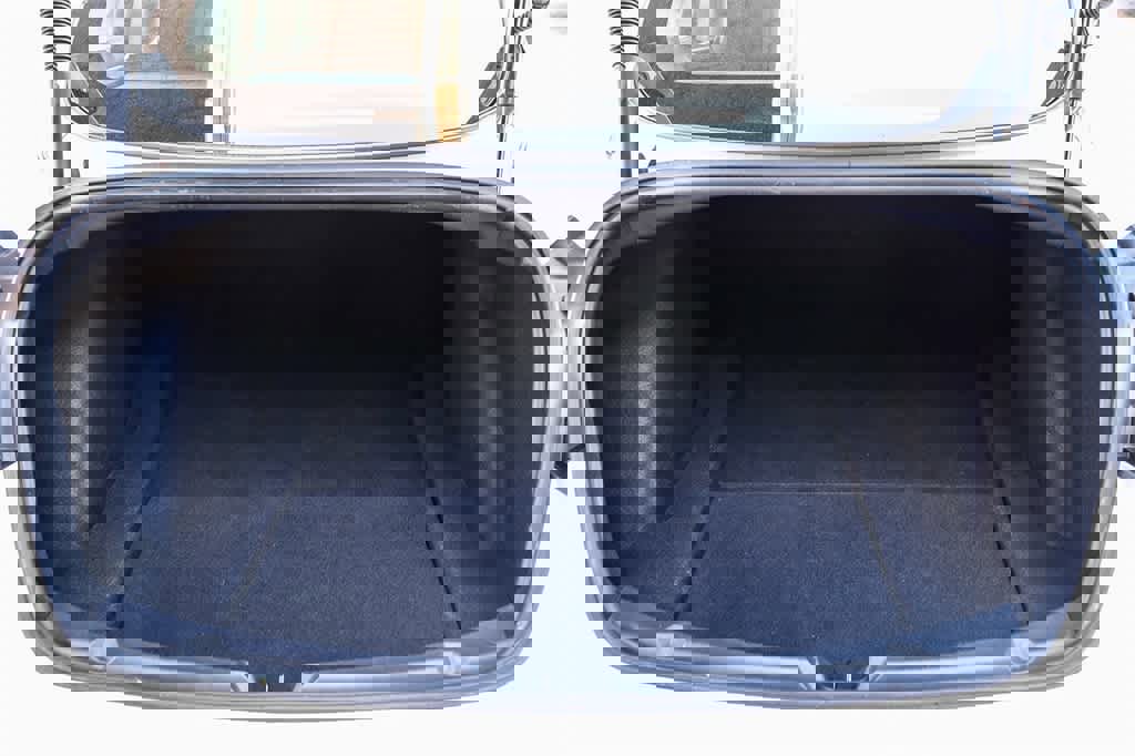 Used 2021 Tesla Model 3 Standard Range Plus image 25