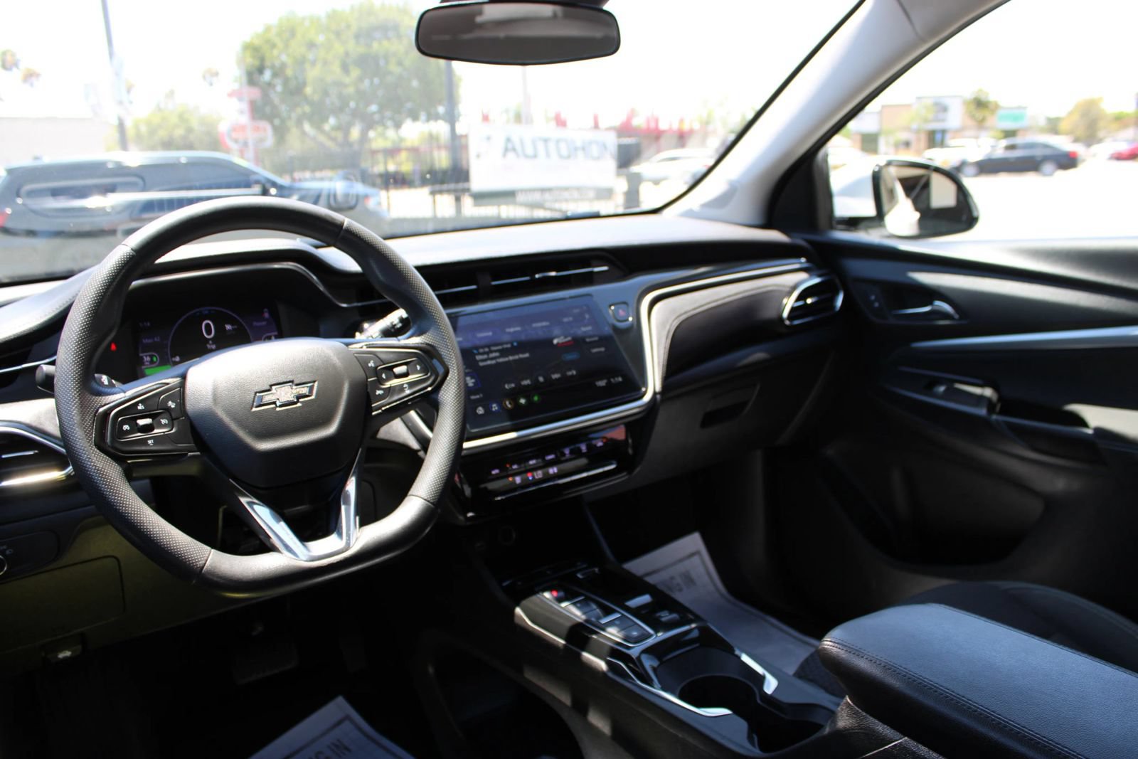Used 2023 Chevrolet Bolt EUV LT FWD image 23