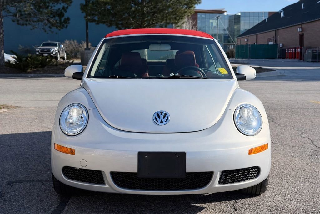 Used 2009 Volkswagen Beetle Blush image 8