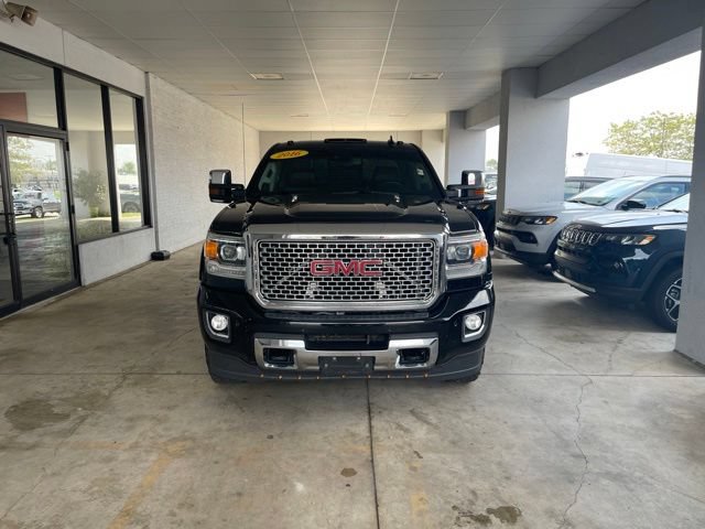 Used 2016 GMC Sierra 3500 Denali w/ Duramax Plus Package AWD/4WD image 4