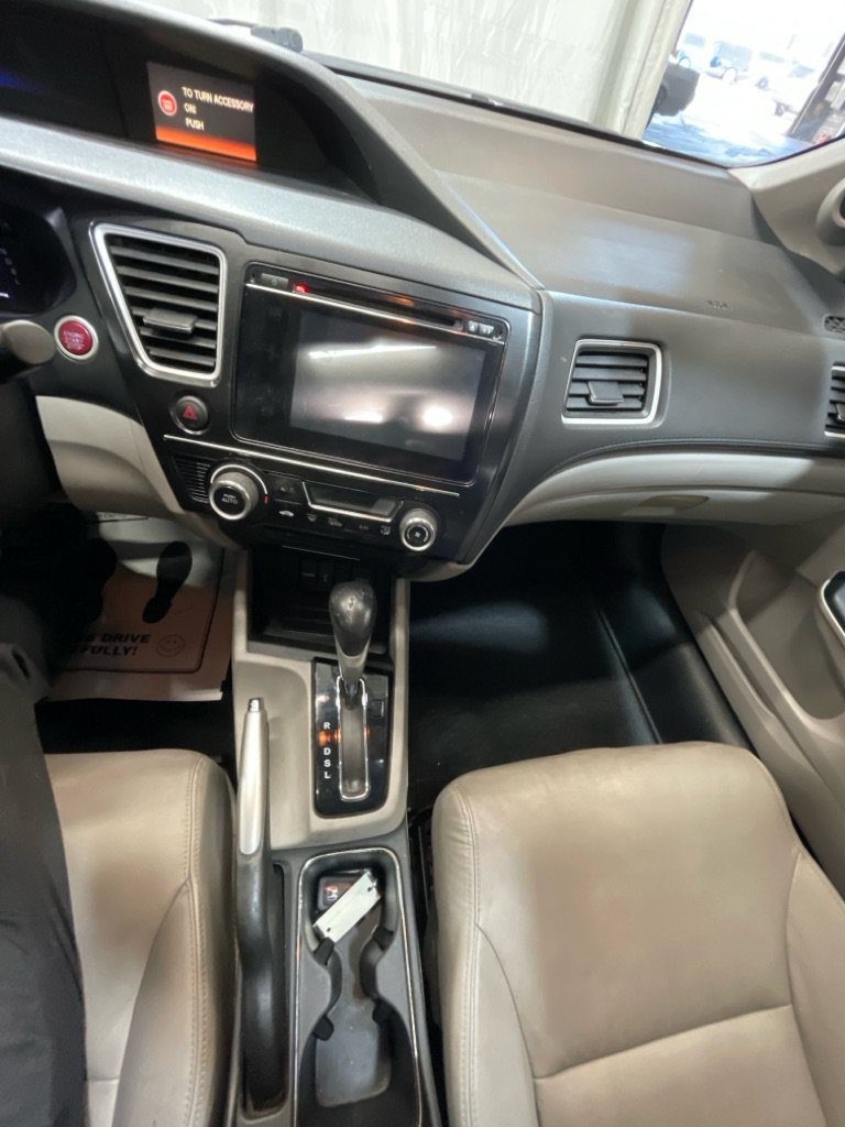 Used 2015 Honda Civic EX-L image 24