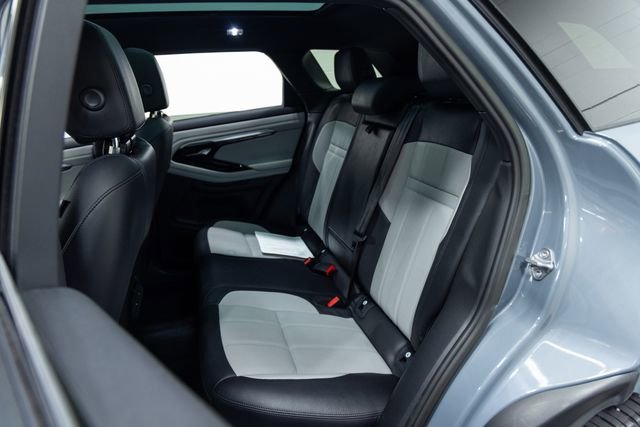 Used 2023 Land Rover Range Rover Evoque R-Dynamic SE image 24