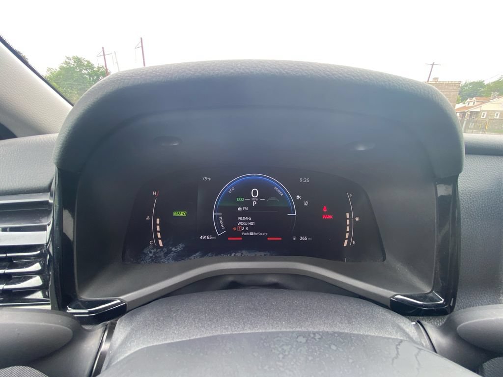 Used 2025 Toyota Camry LE FWD image 16