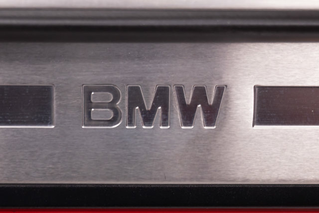 Used 2001 BMW Z8 RWD image 81