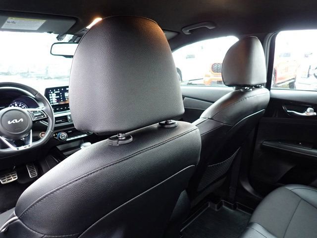 Used 2024 Kia Forte GT-Line image 16