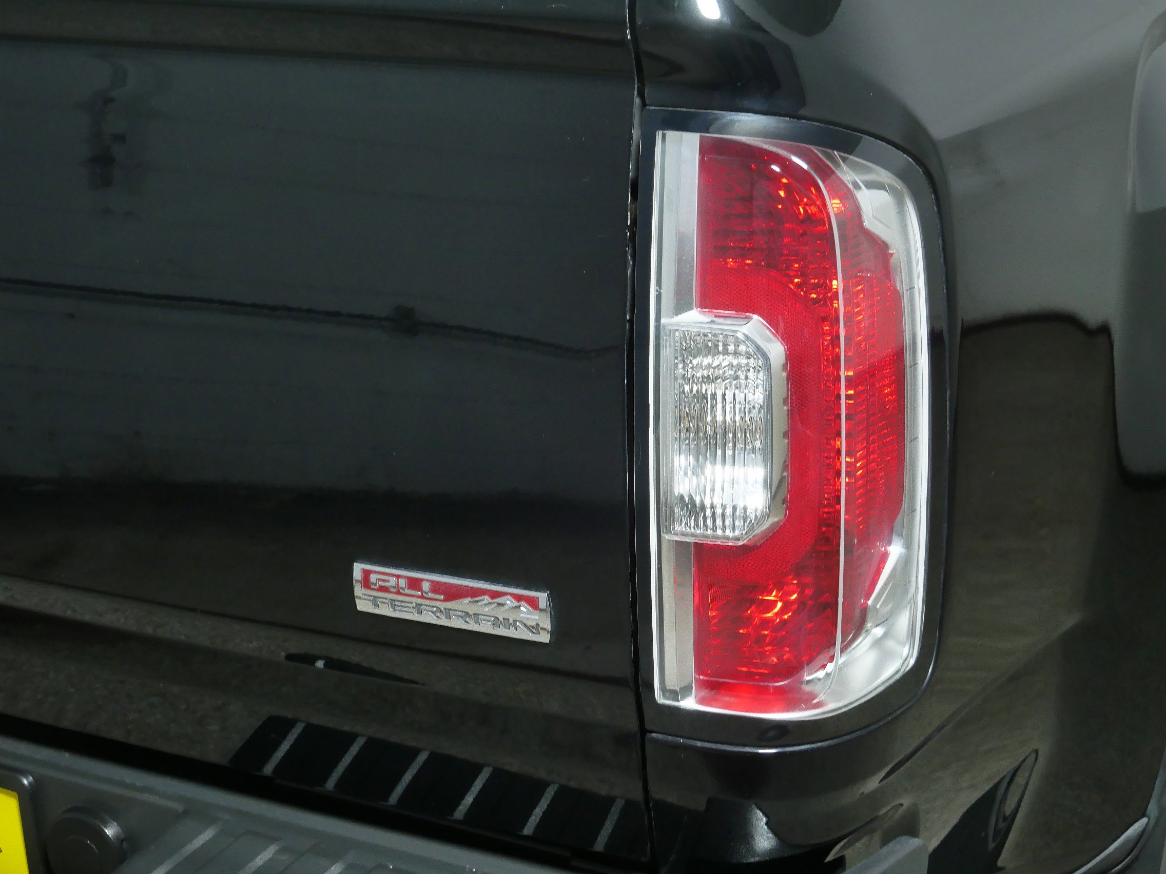 Used 2020 GMC Canyon All Terrain image 17