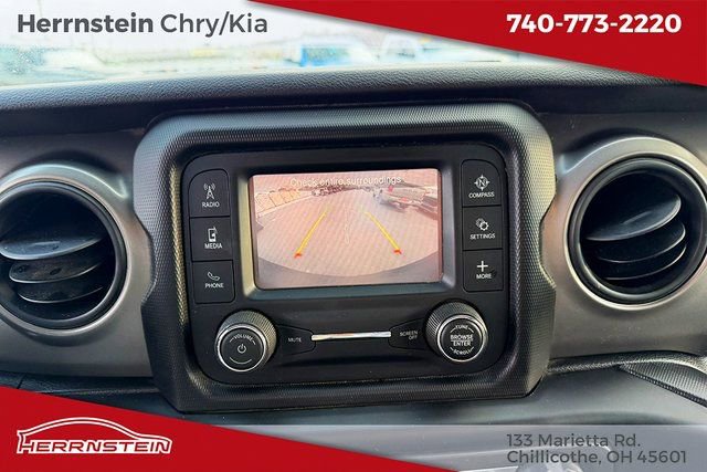 Used 2021 Jeep Wrangler Sport image 7