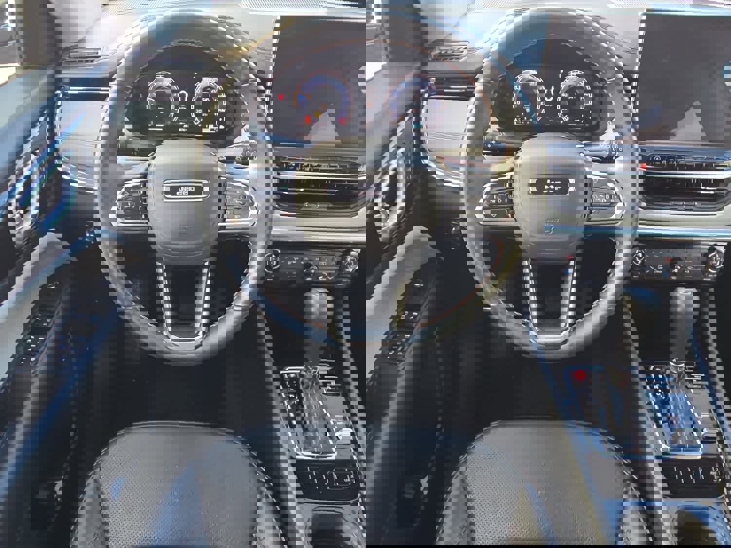 Used 2022 Jeep Compass Limited w/ Elite Group image 8