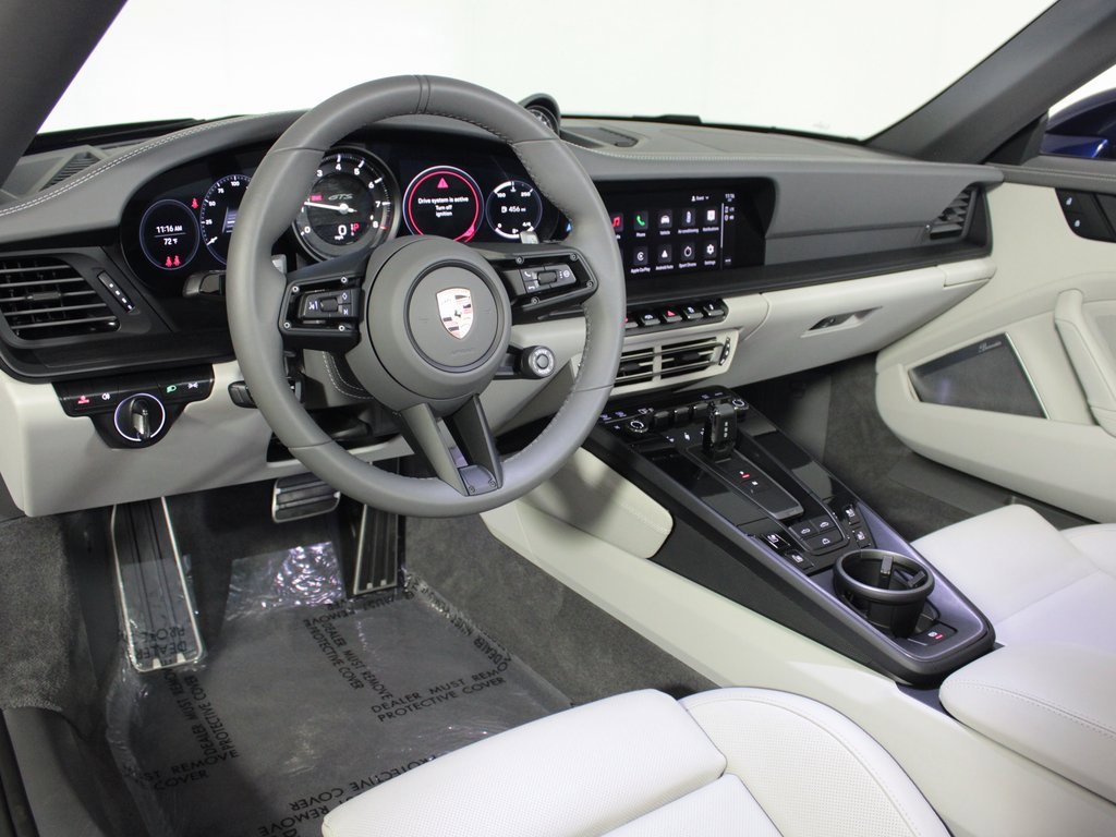 Used 2024 Porsche 911 Carrera GTS image 4