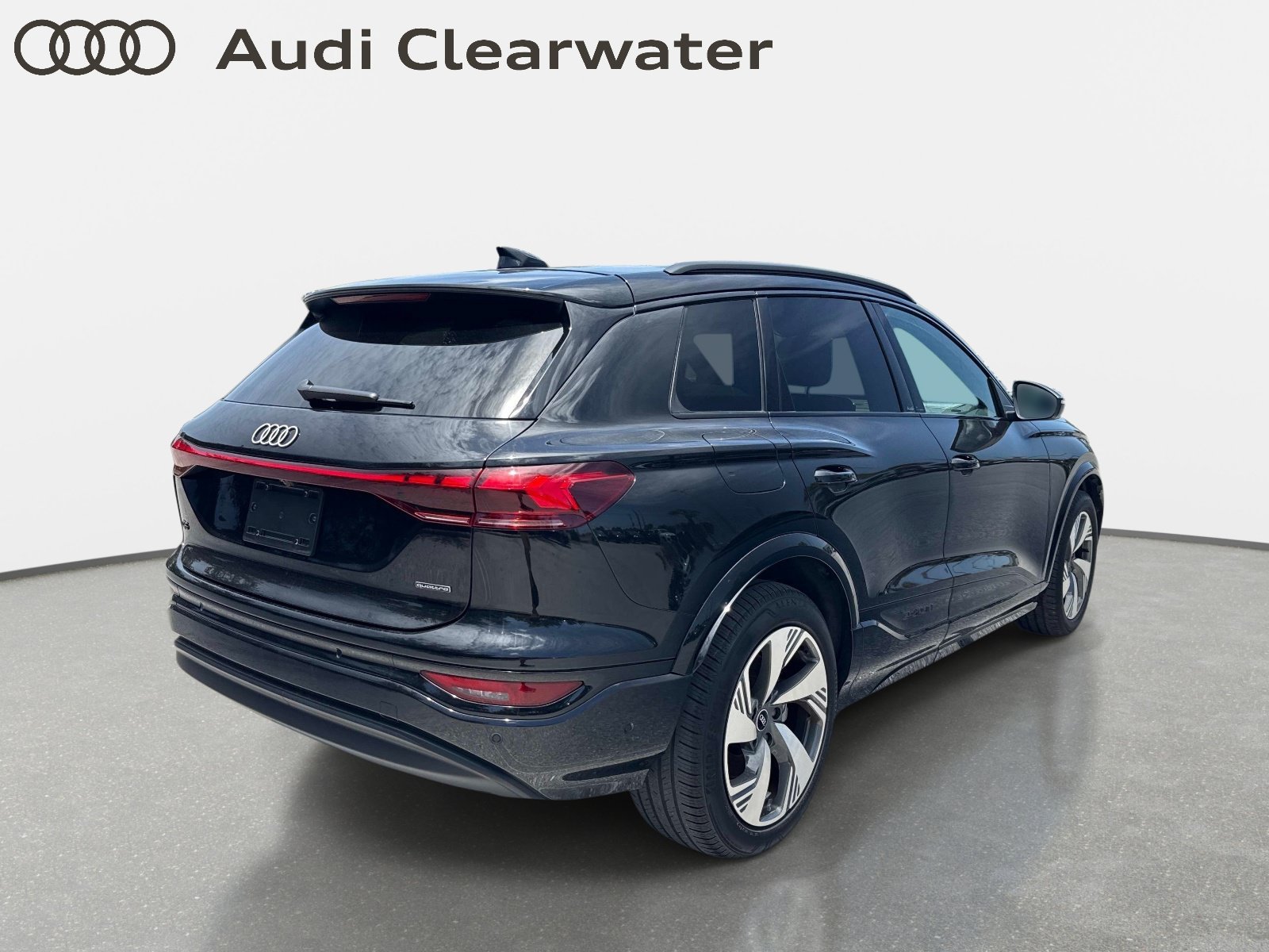 Certified 2025 Audi Q6 e-tron Prestige w/ 20" Wheel Package AWD/4WD image 4