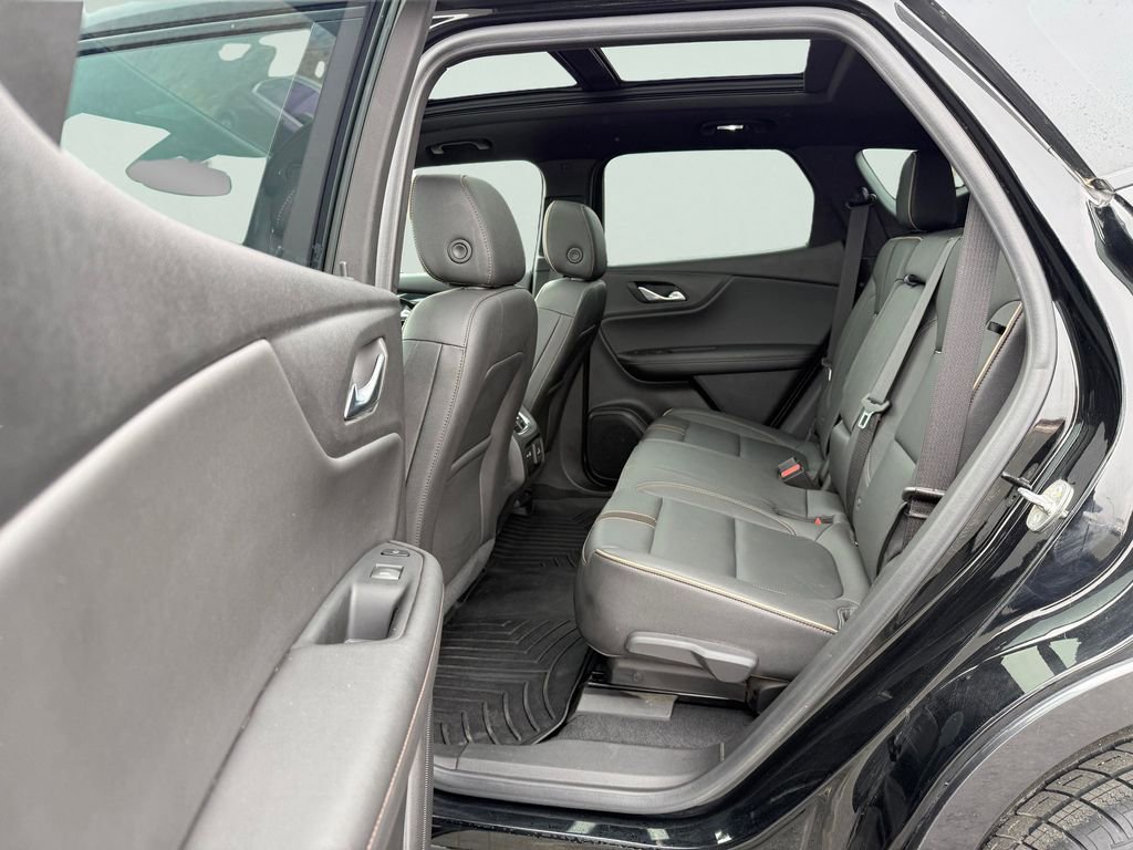 Used 2023 Chevrolet Blazer Premier w/ Enhanced Convenience Package image 23