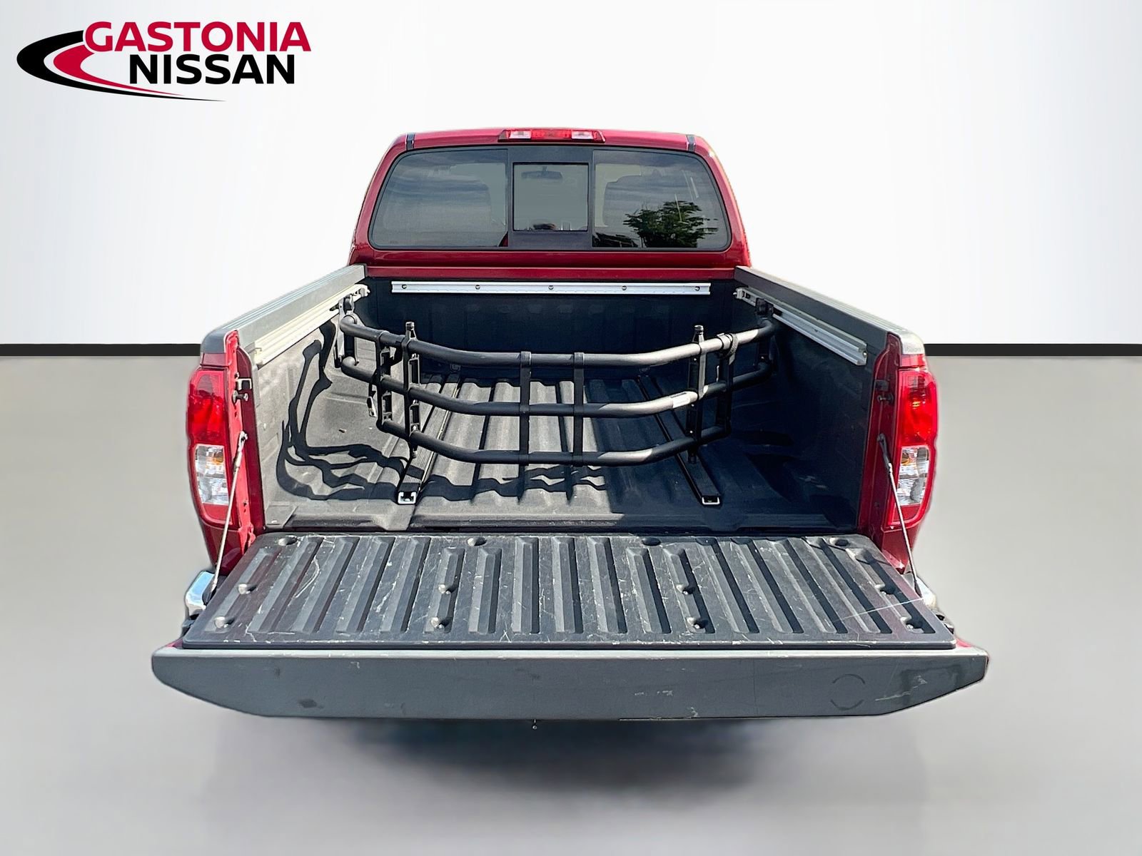 Used 2017 Nissan Frontier SV w/ SV Value Truck Package AWD/4WD image 34