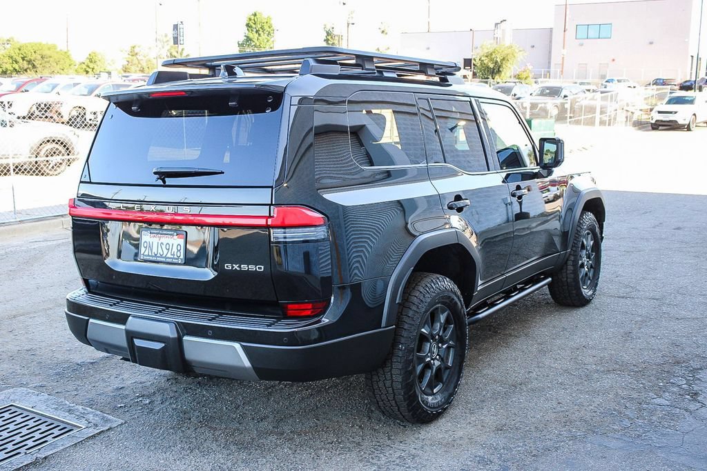 Used 2024 Lexus GX 550 AWD/4WD image 9