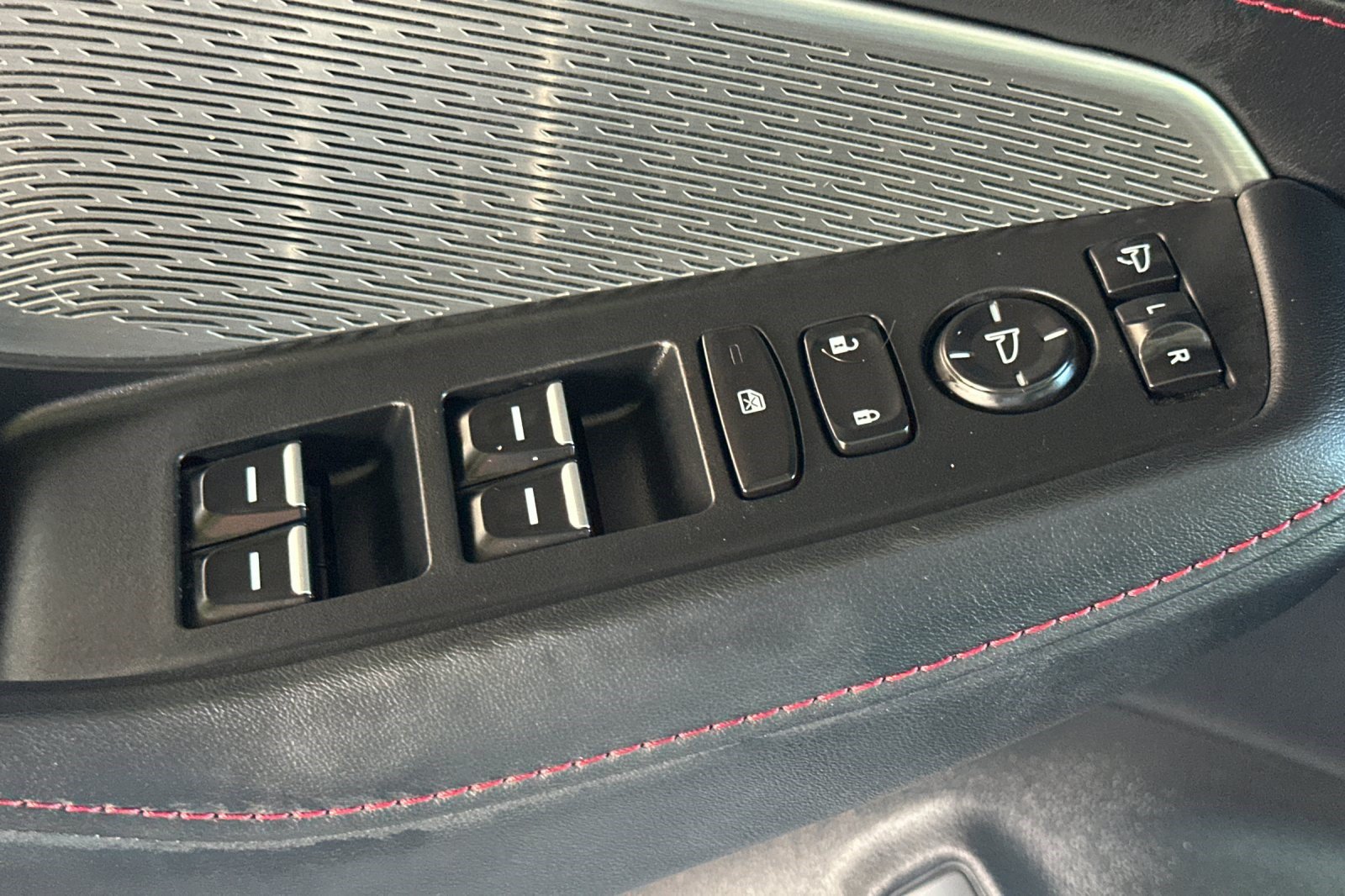 Used 2022 Acura MDX A-Spec AWD/4WD image 13