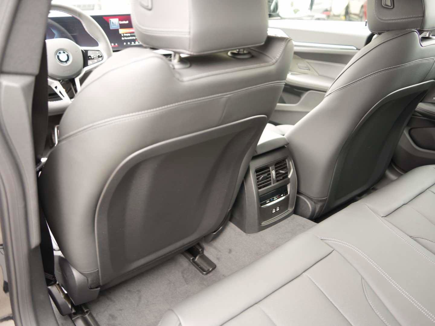 New 2026 BMW i4 M60 w/ Premium Package AWD/4WD image 9
