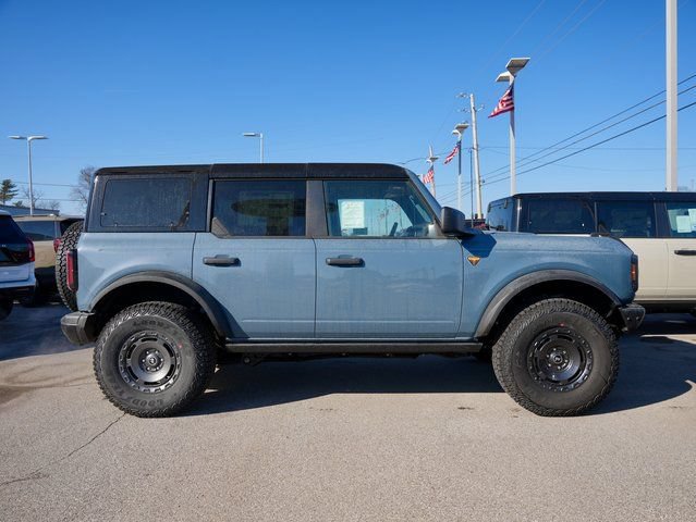 New 2025 Ford Bronco Badlands w/ Sasquatch Package AWD/4WD image 7