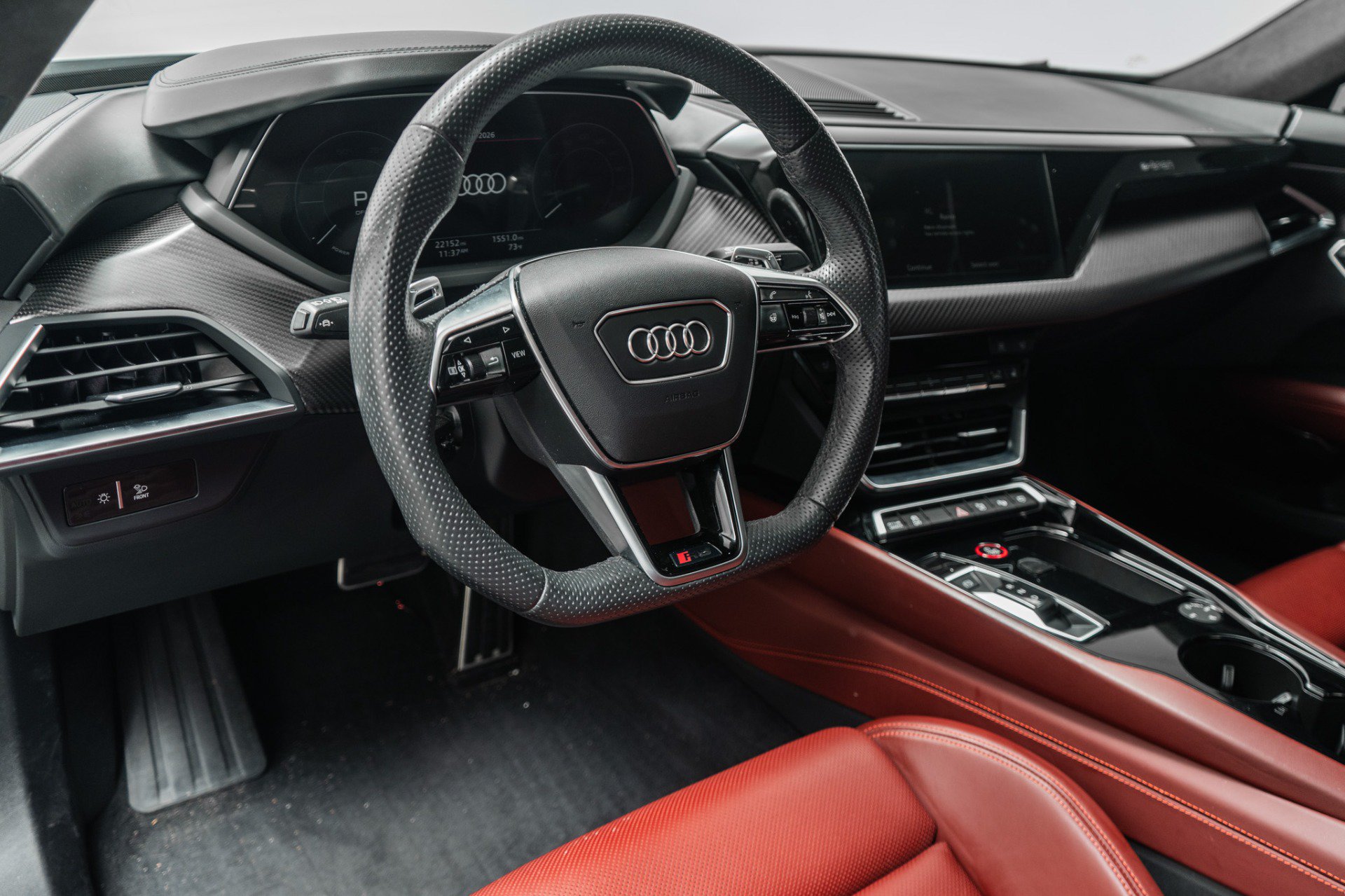 Used 2023 Audi RS e-tron GT w/ Carbon Performance Package AWD/4WD image 13