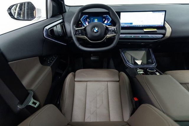 Certified 2025 BMW X3 xDrive30i AWD/4WD image 3