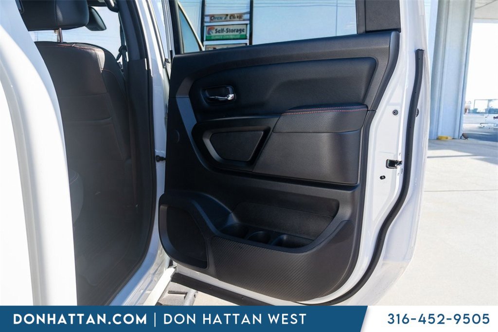 Used 2023 Nissan Titan PRO-4X w/ Pro-4x Convenience Package image 21