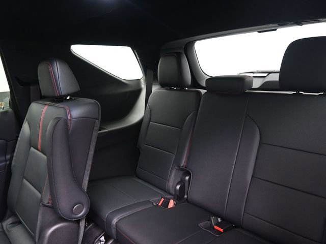 New 2026 Chevrolet Traverse RS w/ LPO, Floor Liner Package image 9