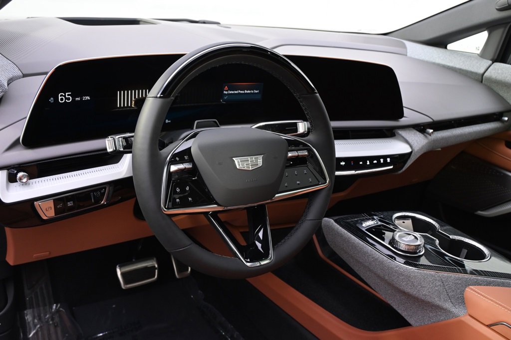 New 2026 Cadillac Optiq Sport 2 image 11