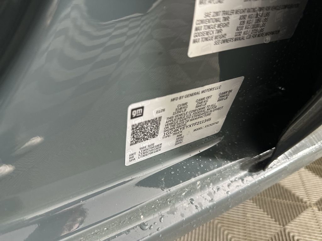 New 2026 Chevrolet Silverado 2500 ZR2 w/ LPO, Dark Essentials Package image 35