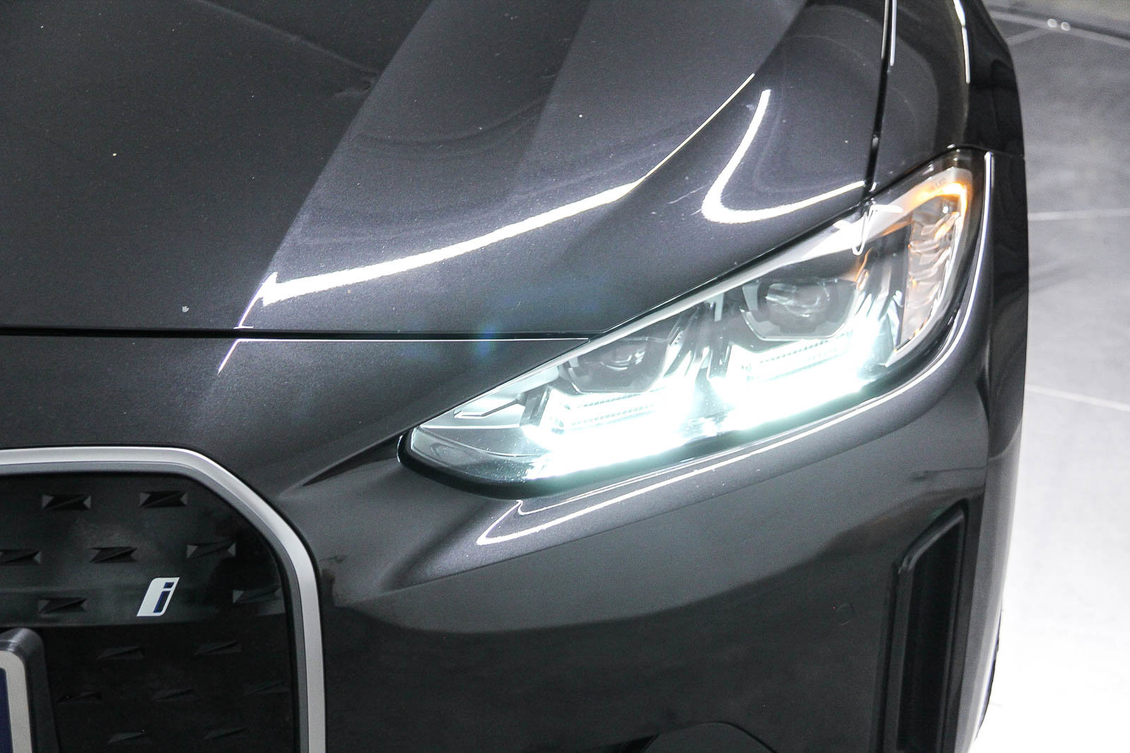 Certified 2023 BMW i4 eDrive35 w/ Premium Package image 10