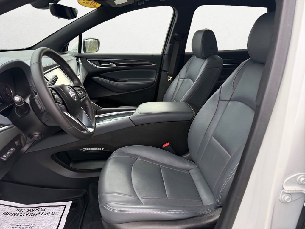 Used 2023 Buick Enclave Premium w/ Experience Buick Package image 9