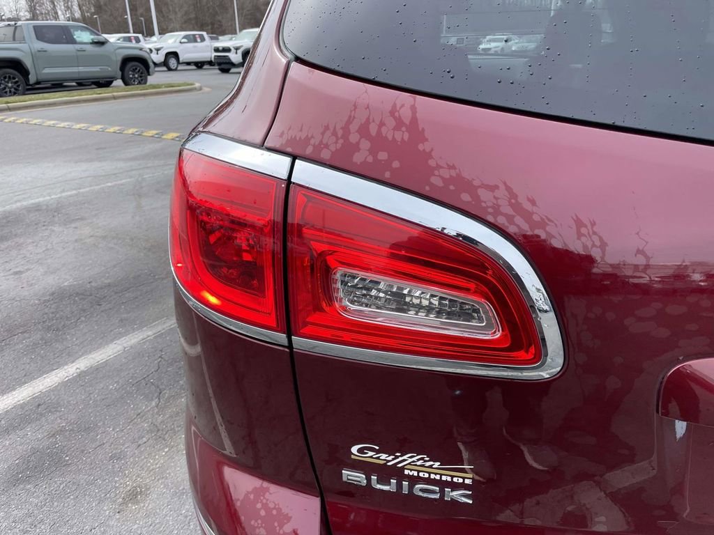 Used 2016 Buick Enclave Leather image 18